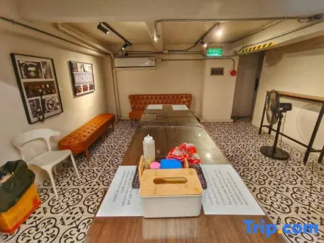 Lhong Krung Hostel