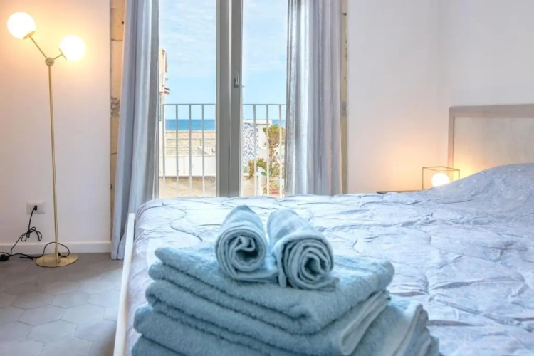 Standard Double room with balcony and with sea view
