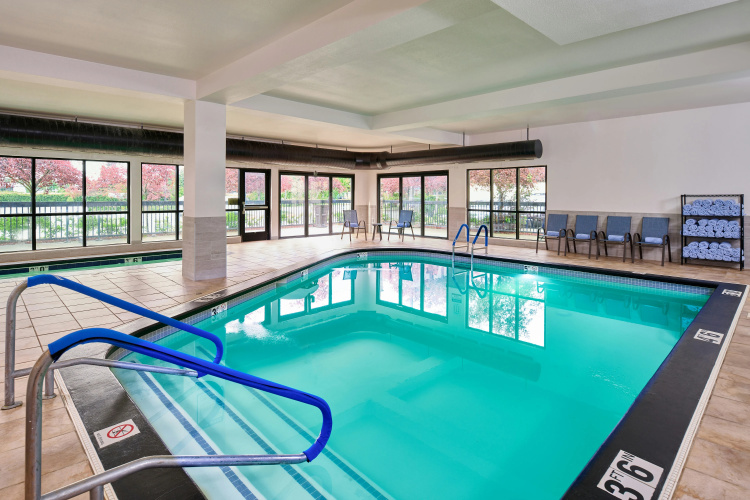 Hampton Inn Anchorage photo 15