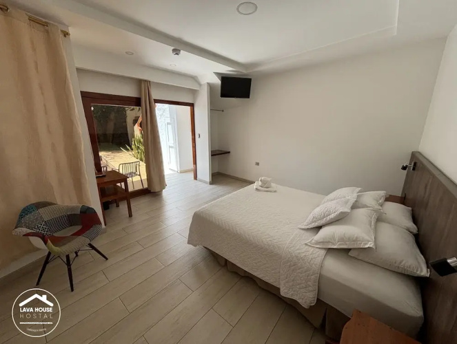 Lava House Hostal