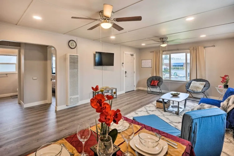 2 Bedrooms Cottage