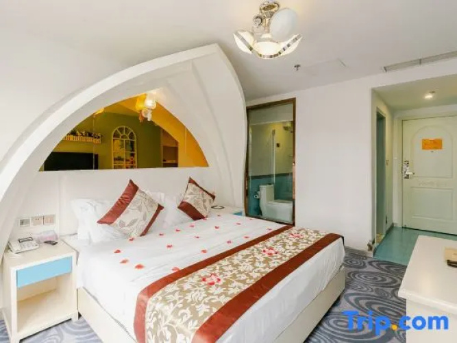 Fulong Hotel