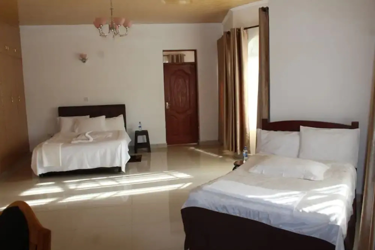 Salient Home Stay