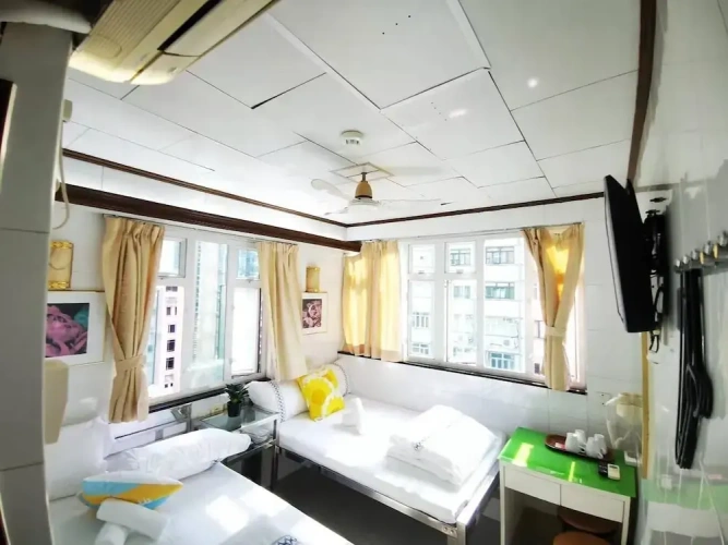 Standard Quadruple Family room