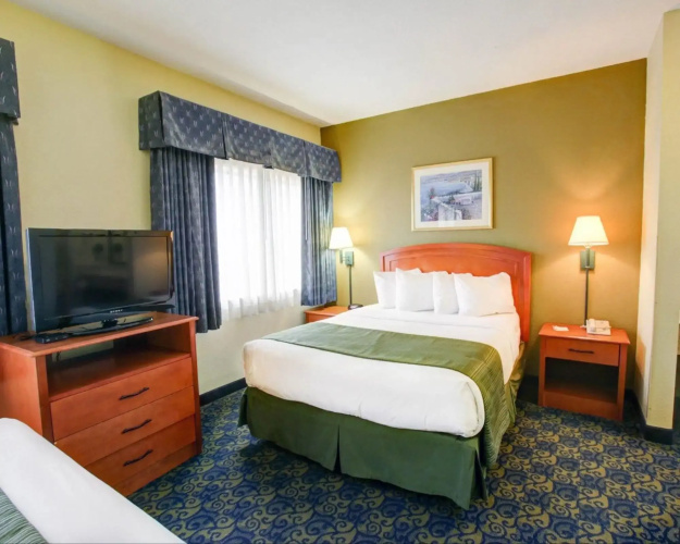 Quality Inn & Suites Waco North