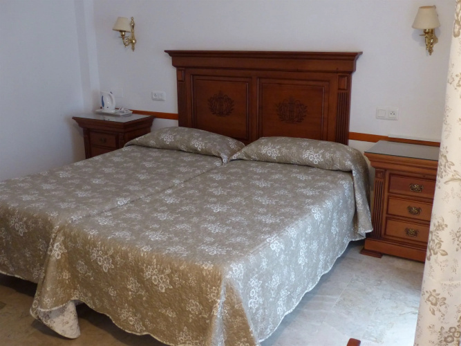 Hostal Dianes