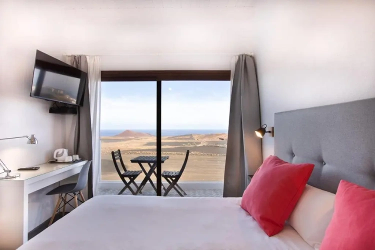 Standard Double room with sea view