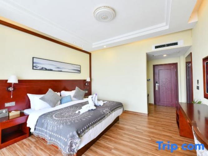 Grand Double room with balcony and with sea view