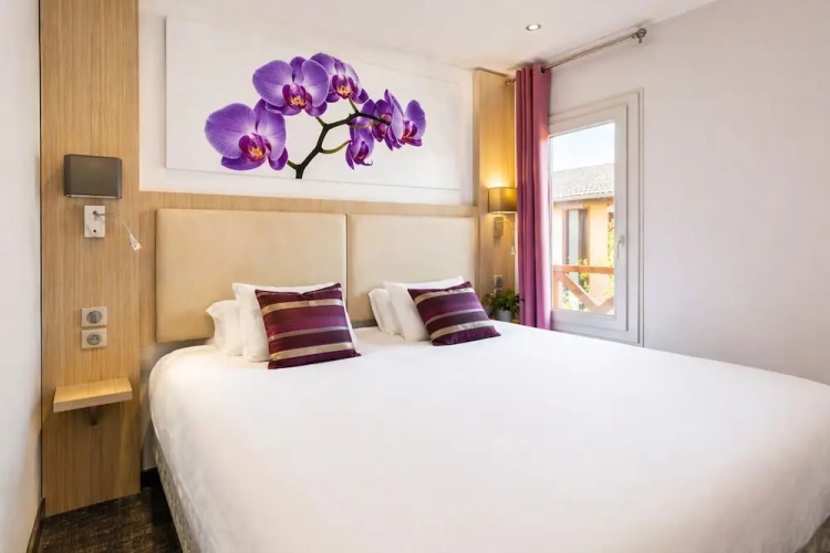 Comfort room