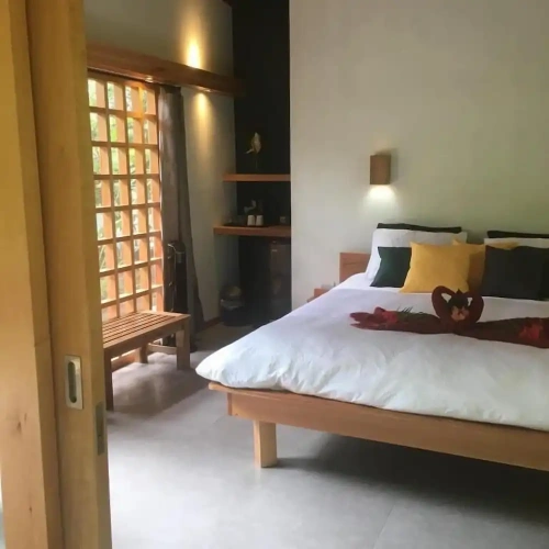 Deluxe Bungalow with garden view
