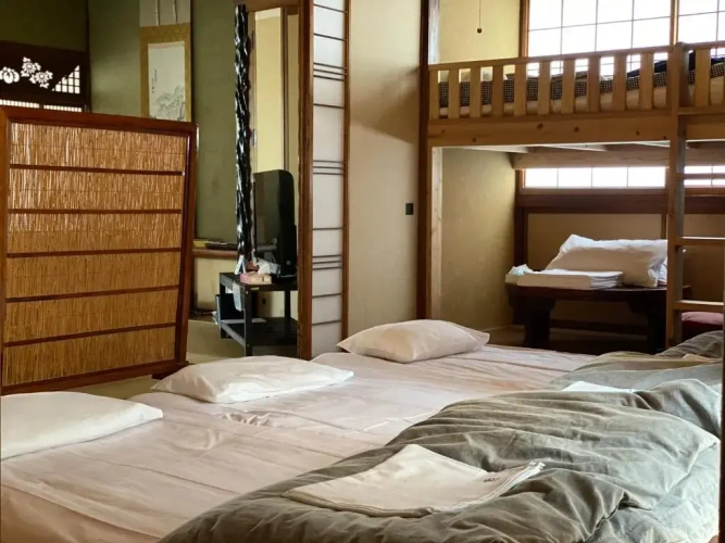 3 Bedrooms Cottage