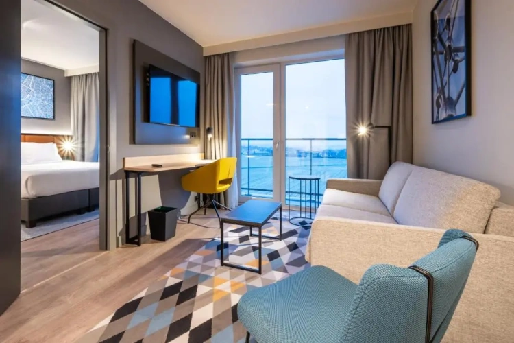 1 Bedroom Double Suite