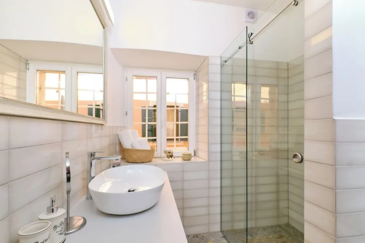 Charming Island Villa Alba