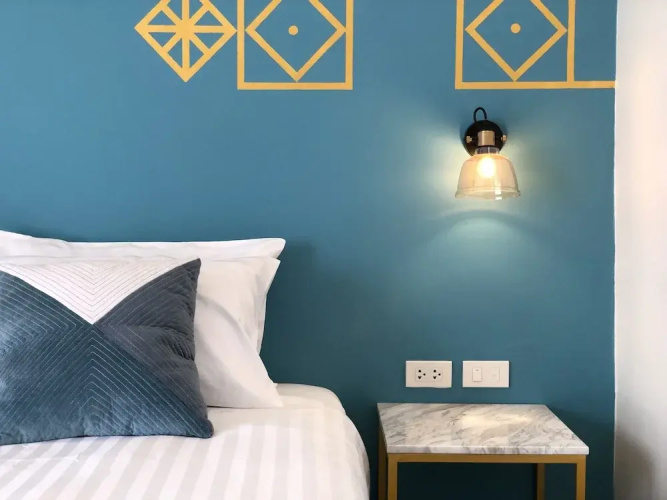 Goodnight Poshtel
