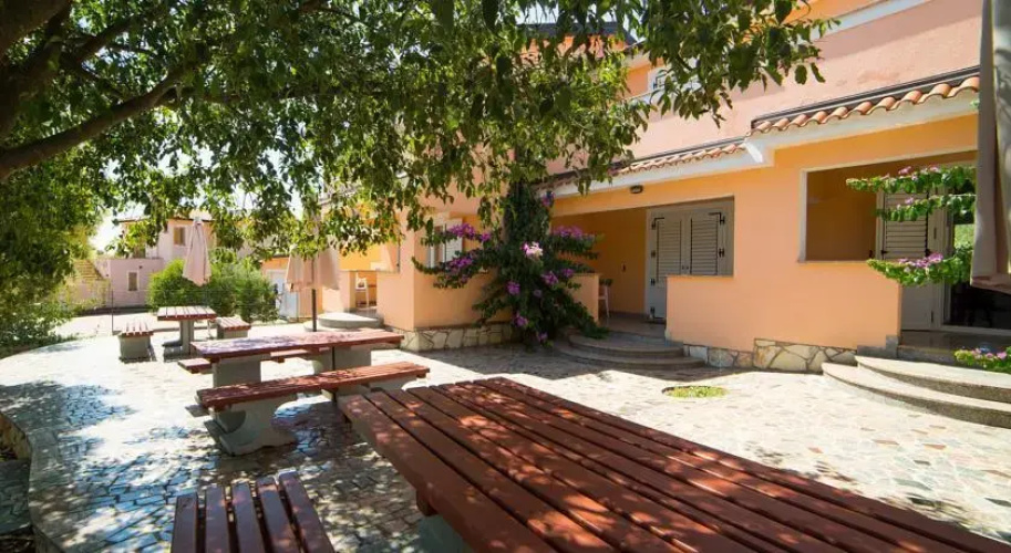 Apartments Grota