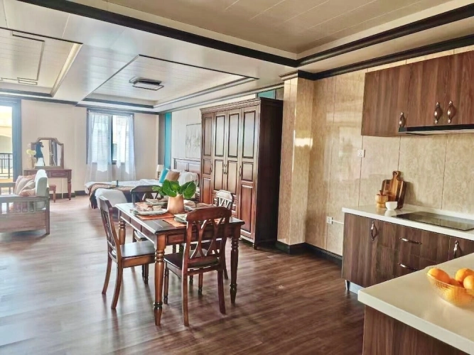 Deluxe Double Suite with balcony and with courtyard view