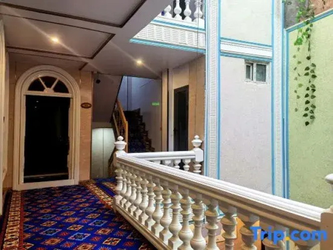 Guesthouse in ancient town