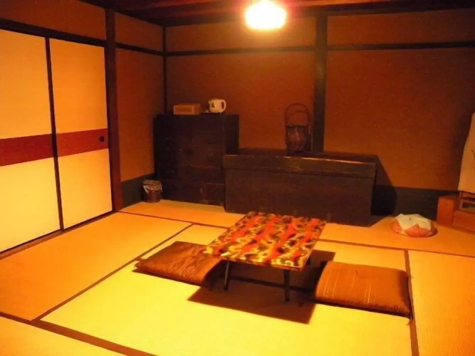 Standard Triple room