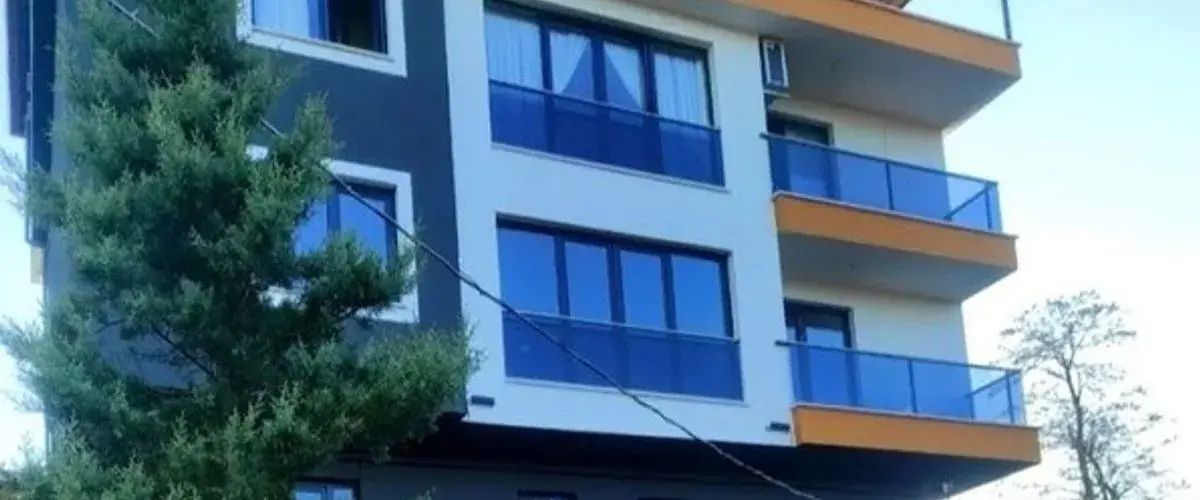 Sama House