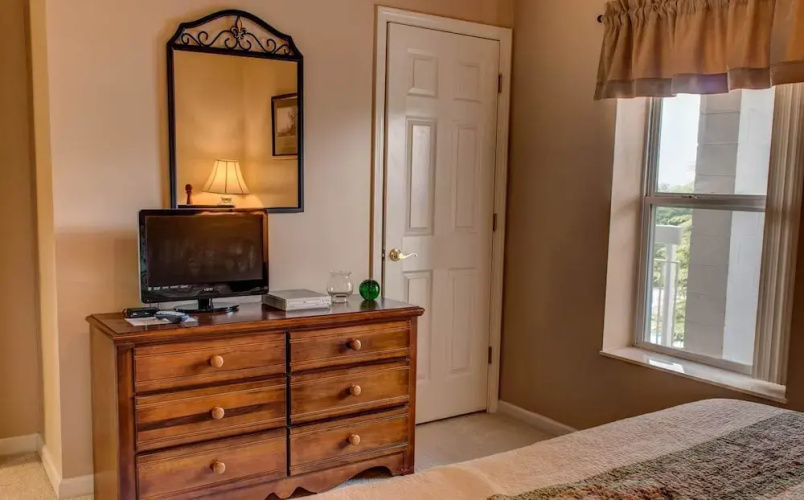 Whispering Pines 444