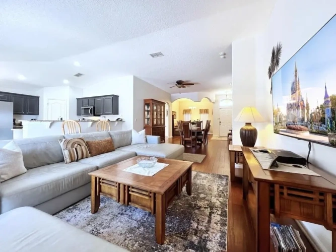 4 Bedrooms Cottage