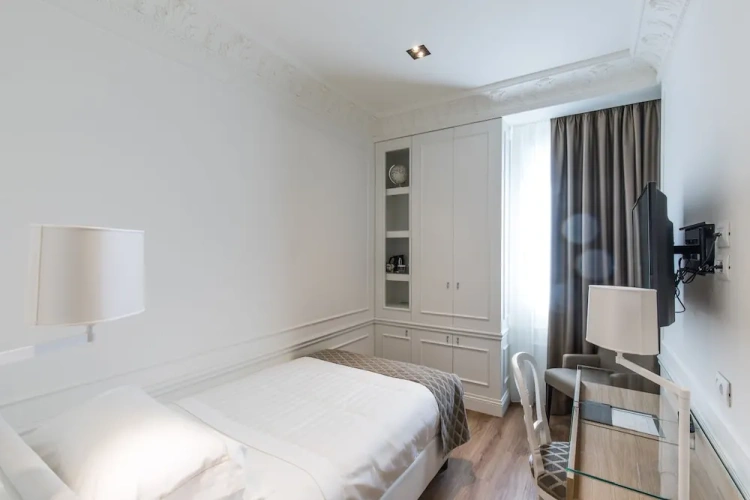 Classic Single room