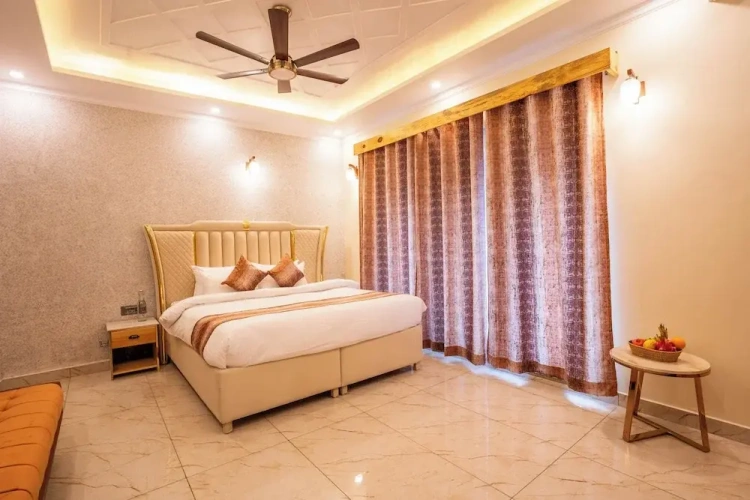 Premium room