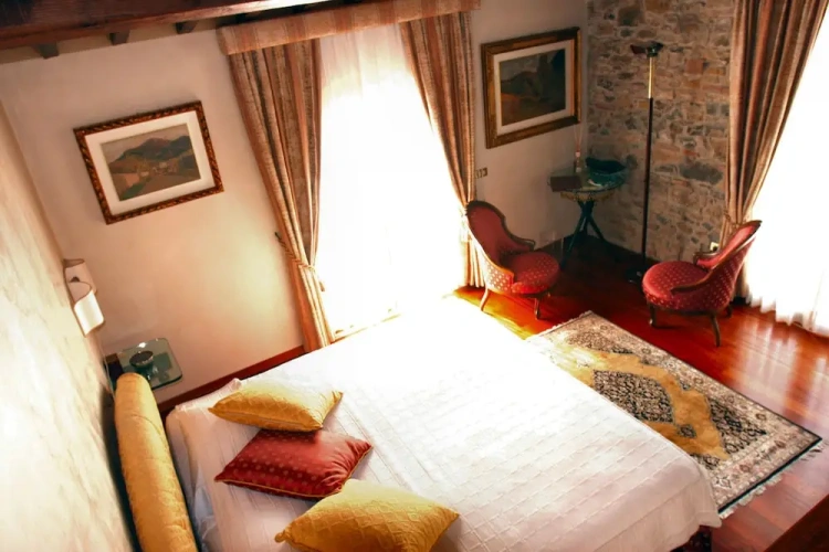 Deluxe Double room with view