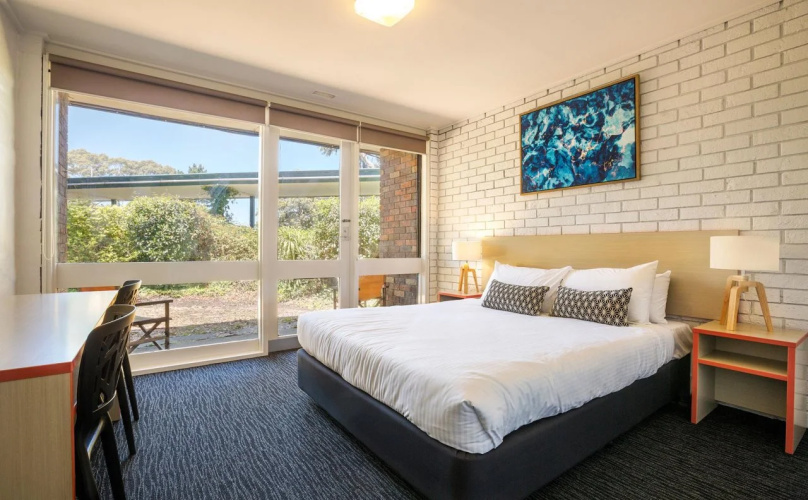 Burvale Hotel