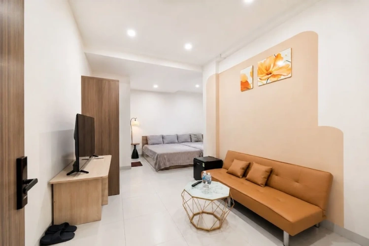Standard Quadruple Family room