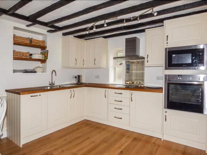 Waverley Cottage