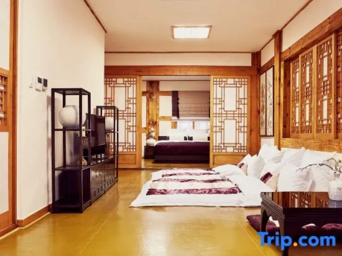 Deluxe Double Suite
