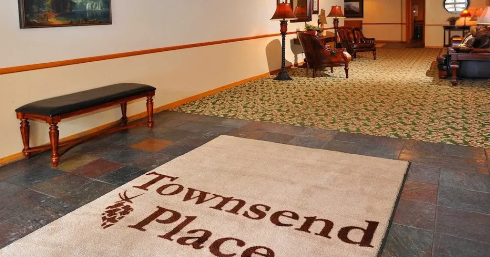 Townsend Place A205 2 Bedroom Condo by Redawning