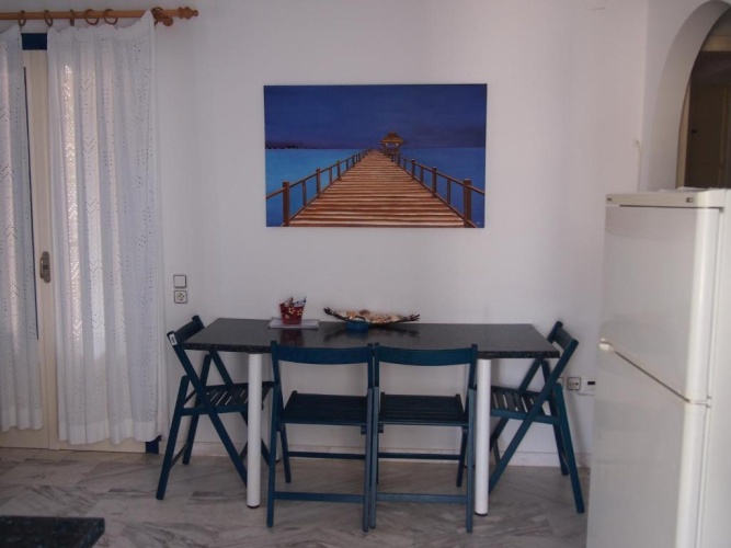 2 Bedrooms Basement Apartment
