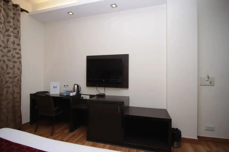 Mint Milestone Suites