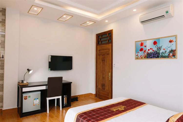 Brown Dot Hotel Saigon Airport
