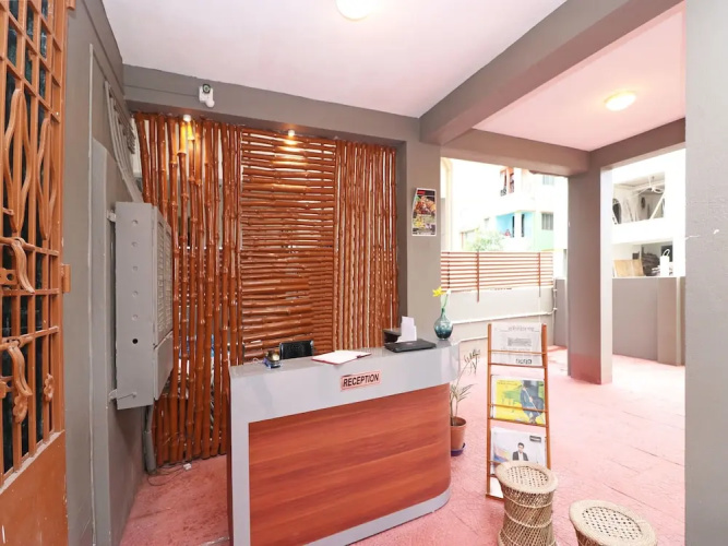 A Retro By OYO Rooms