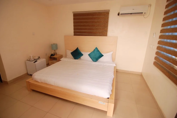 Vine Apartments & Resort