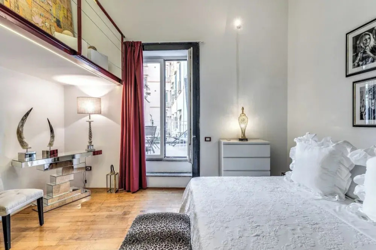 San Teodoro Apartment with Terrace