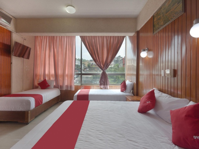 Economy Quadruple room