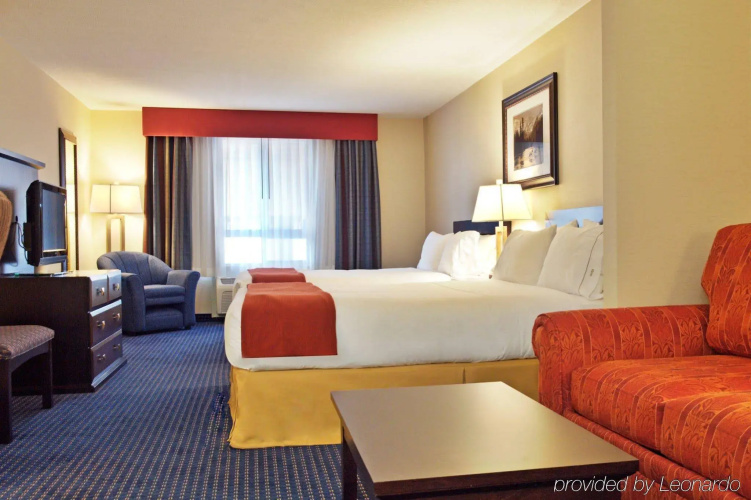 Holiday Inn Express Hotel & Suites Edson by IHG
