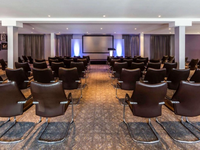 Mercure Warwickshire Walton Hall Hotel & Spa photo 17