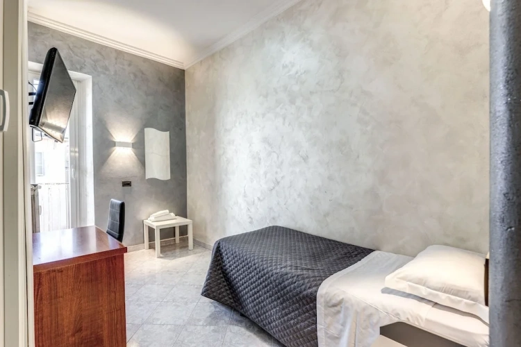 Classic Quadruple room