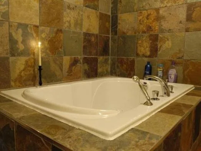 Jade Blue Bed And Breakfast