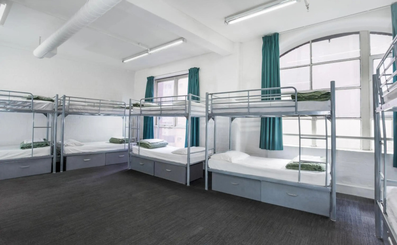 Nomads Sydney - Hostel