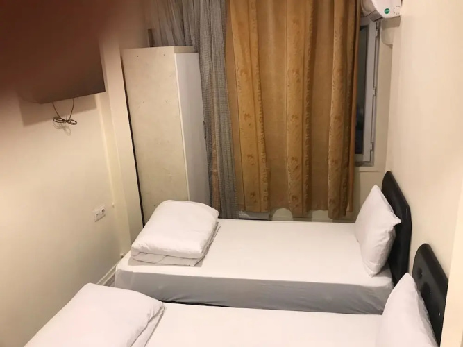 Petek Hotel