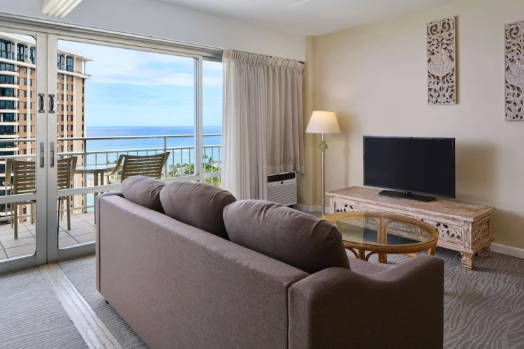 Studio with balcony and with ocean view
