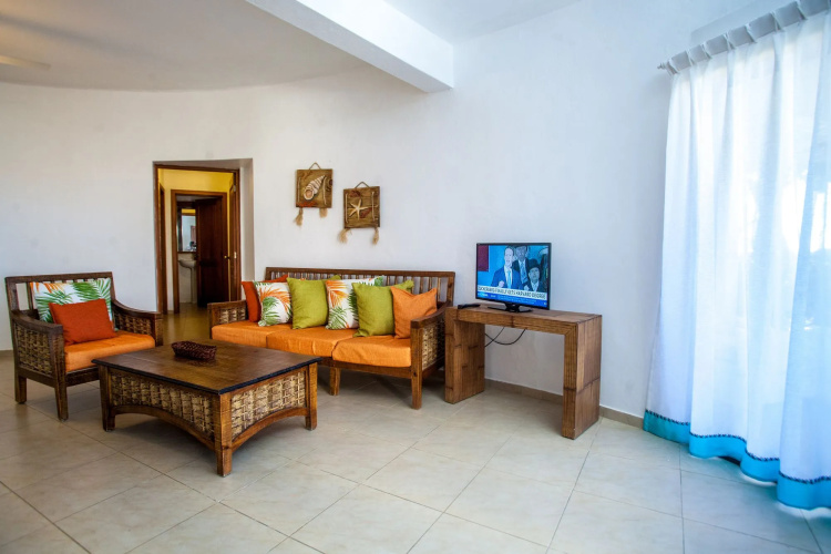 Los Corales Beach Village