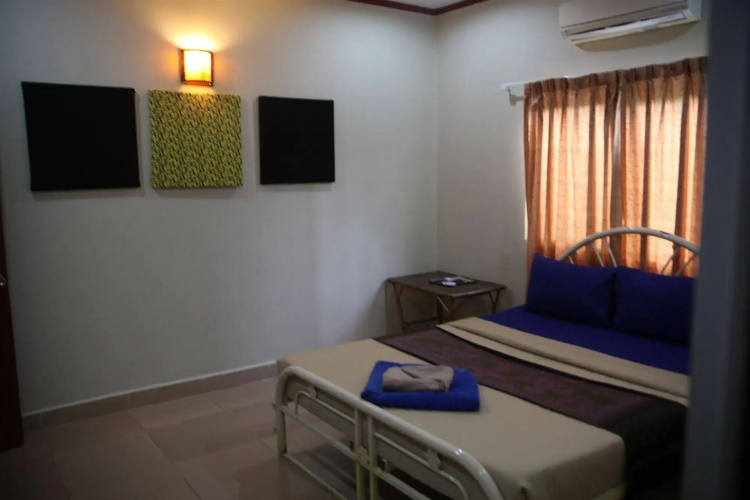 Beach Road Hotel