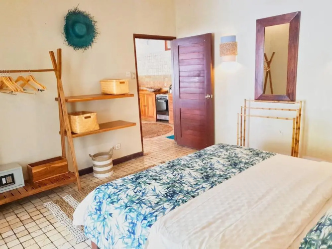 Tir Na Nog Beachfront Resort